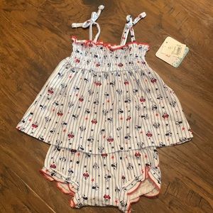 New with tag, 4th of July 3-6M set for girl.